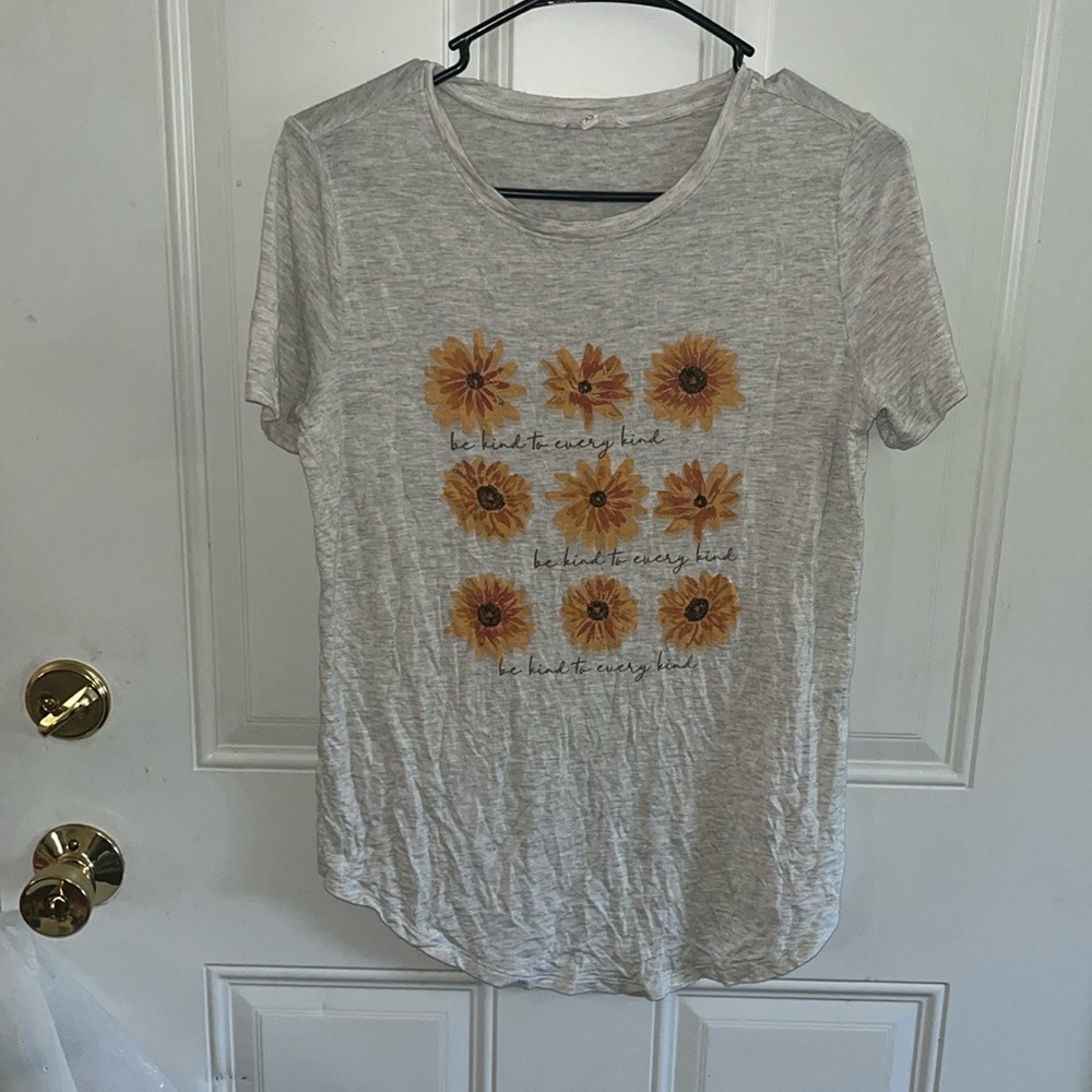 Grey sunflower shirt size XS